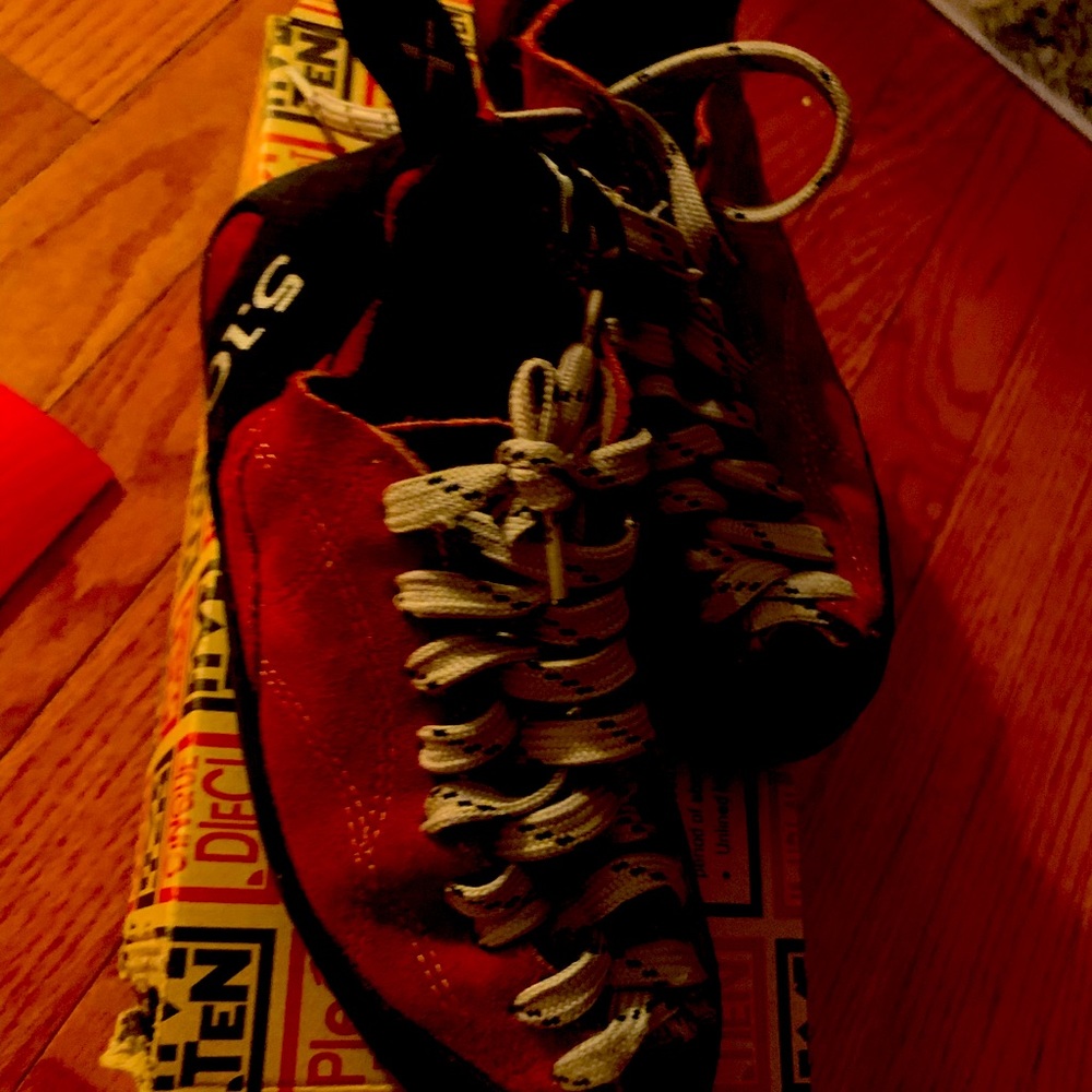 Climbing shoes